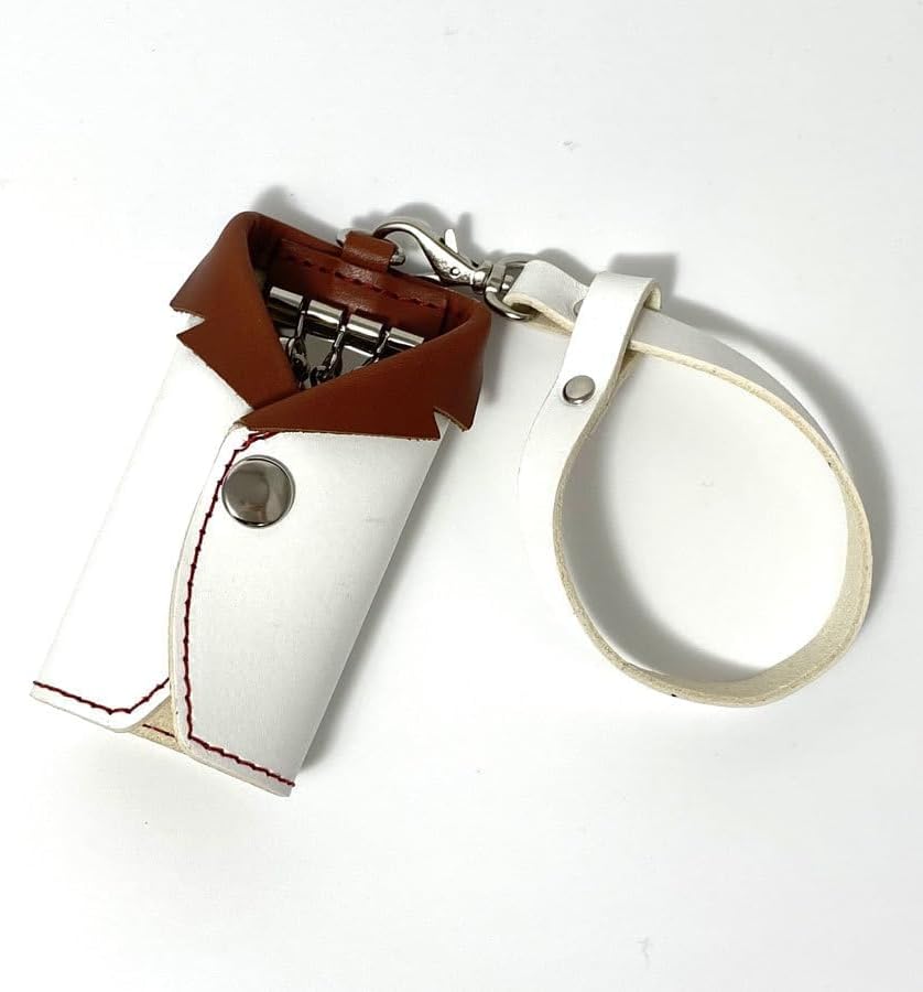 14Kの銀の名刺入れです。アーチストの作品。重いものです。イタリアの物です 14Kの銀の名刺入れです。アーチストの作品。重いものです。イタリアの物